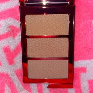 One size bronzer trio